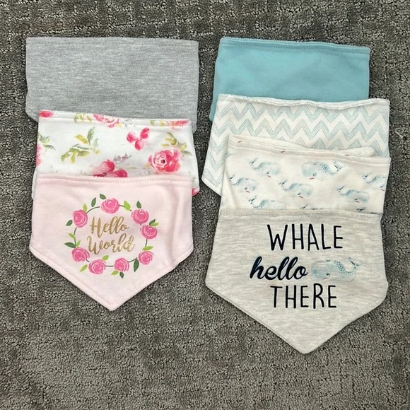 Bib Bundle - Picture 1 of 2